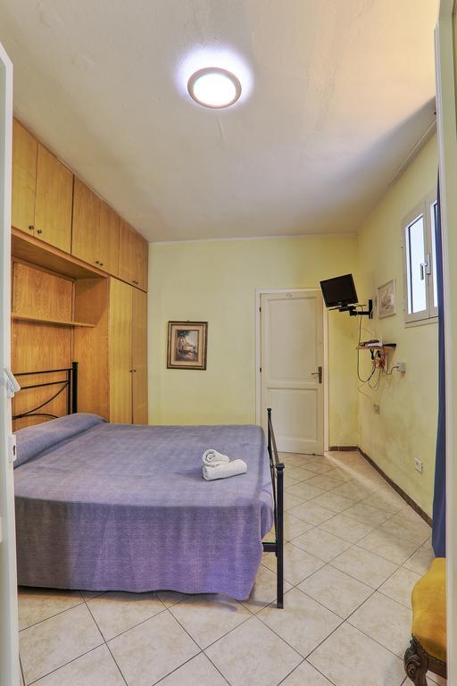 Residence Vacanza Mare Марина-ди-Кампо Экстерьер фото