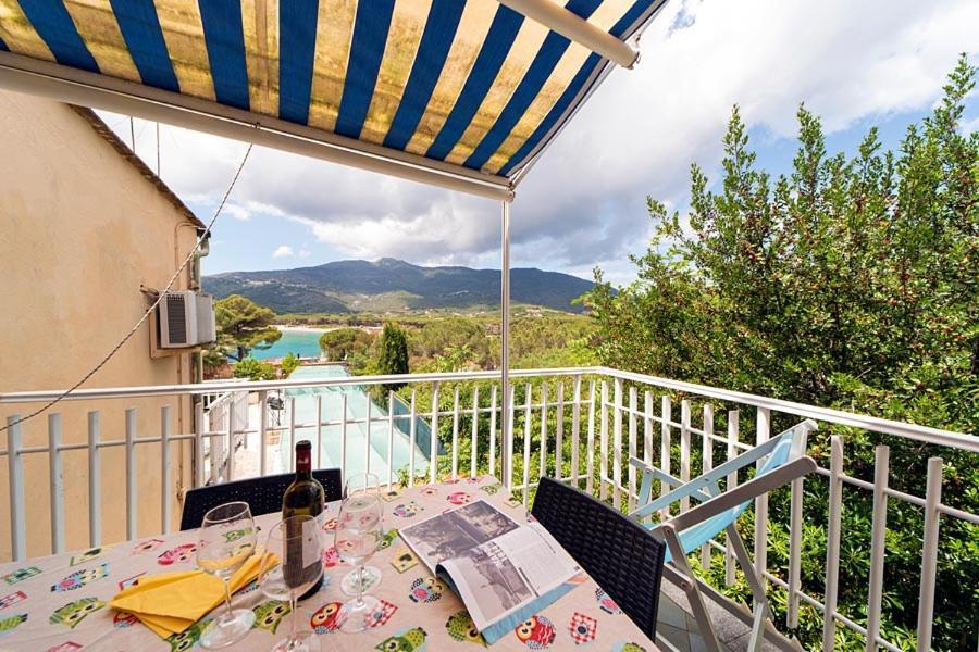 Residence Vacanza Mare Марина-ди-Кампо Экстерьер фото